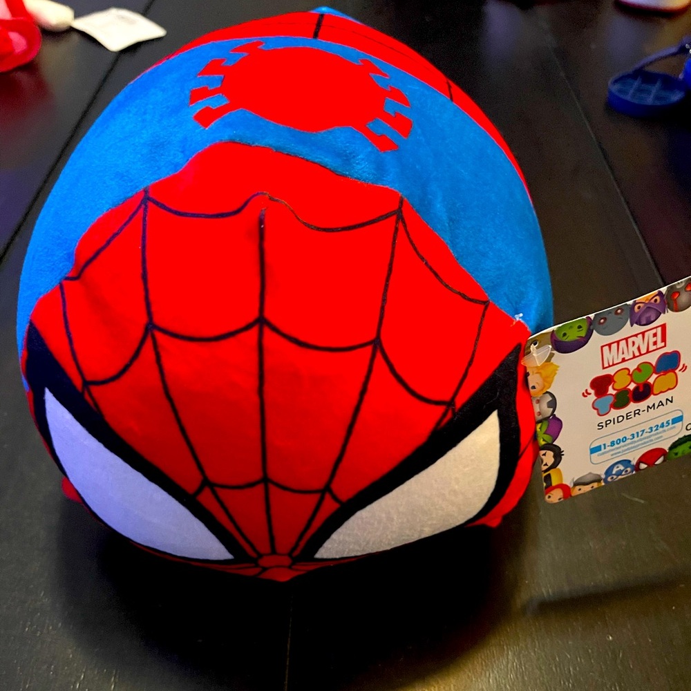 Collectible Disney Store Marvel Spider-Man Tsum TSUM Plush Toy